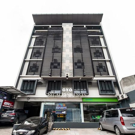 Oyo 136 Regal Residences Quezon City Exterior photo